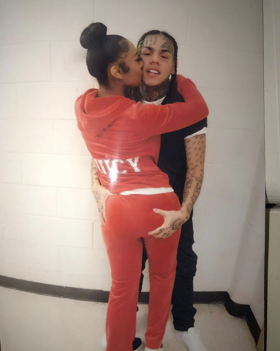 Tekashi69 och flickvännen Jade Tekashi69 och flickvännen Jade