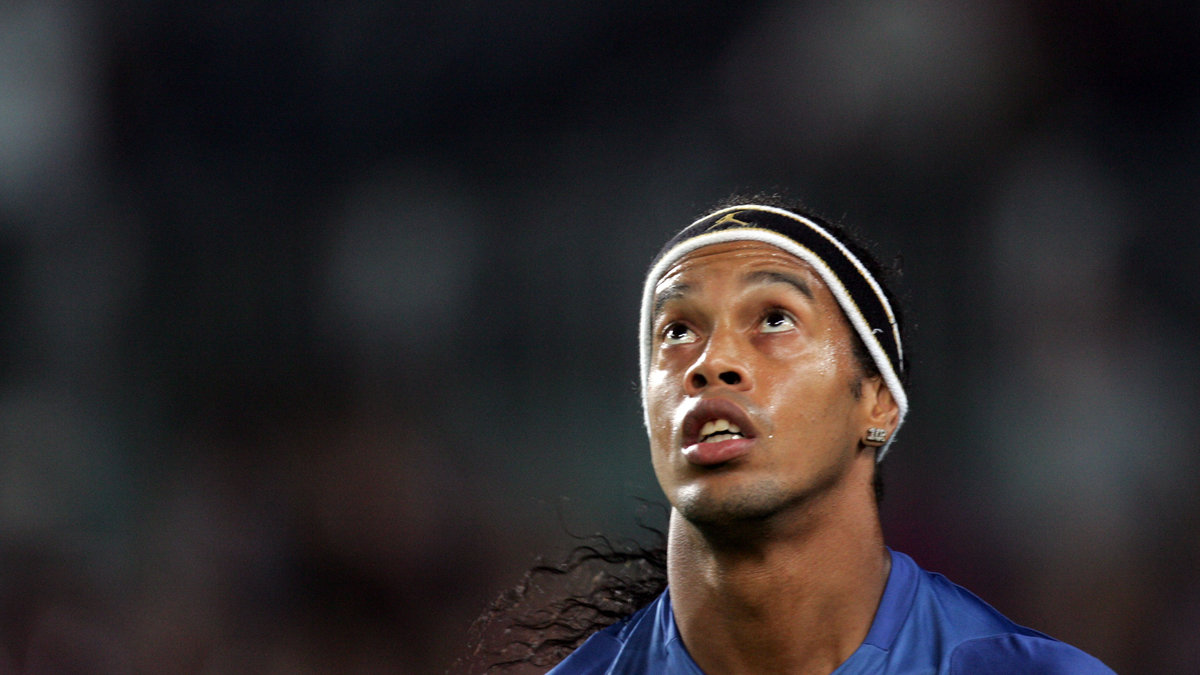 8. Ronaldinho. 
