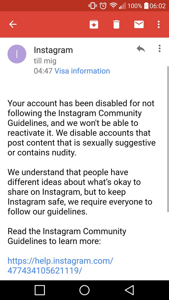 Enligt Instagram var bilderna sexuella. 