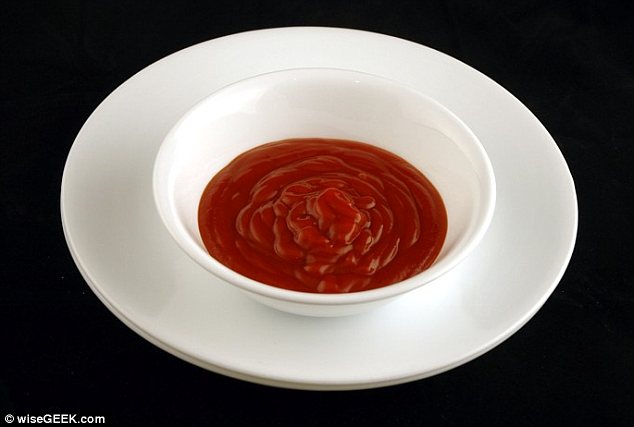 Med 226 gram ketchup behövs ingen hamburgare. Med 226 gram ketchup behövs ingen hamburgare.