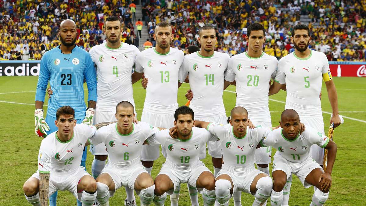 Spelarna i Algeriet har givits tillåtelse att inte fasta inför åttondelsfinalen mot Tyskland. 