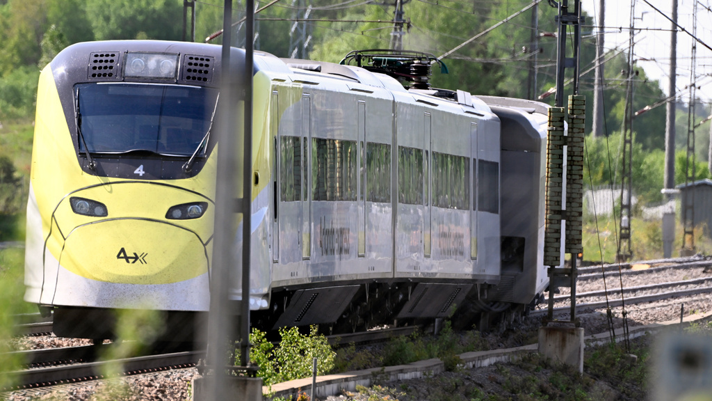 Ett Arlanda express-tåg spårade på lördagen ur vid Blackvreten tågdepå i höjd med Arlanda stad.