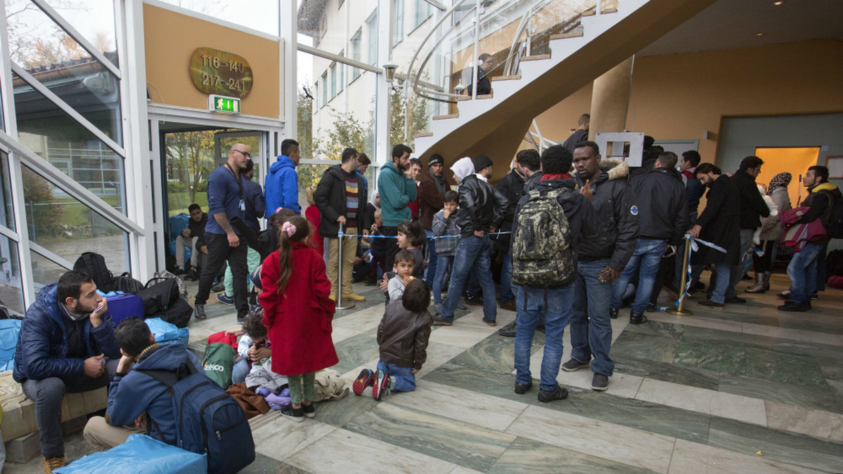 Flyktingar på ett ankomstboende i Malmö