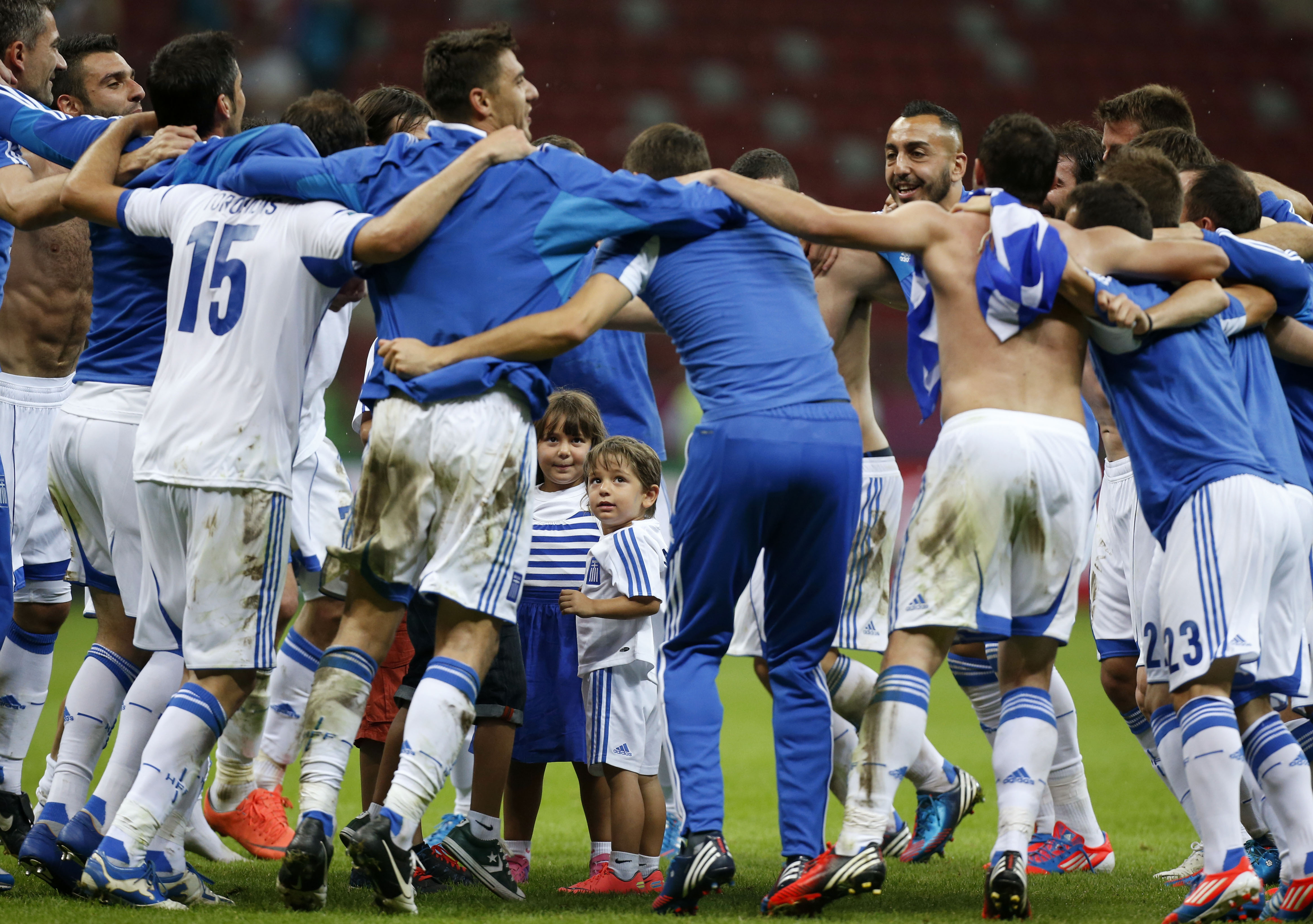 Grekland å andra sidan imponerade stort genom att slå Ryssland med 1–0 och därmed ta sig till kvartsfinal i EM.