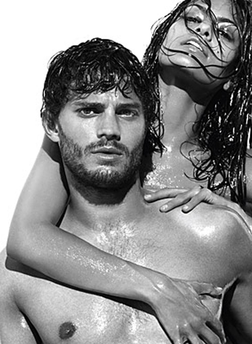 Eva Mendes och Jamie Dornan för Calvin Klein år 2009. Eva Mendes och Jamie Dornan för Calvin Klein år 2009.
