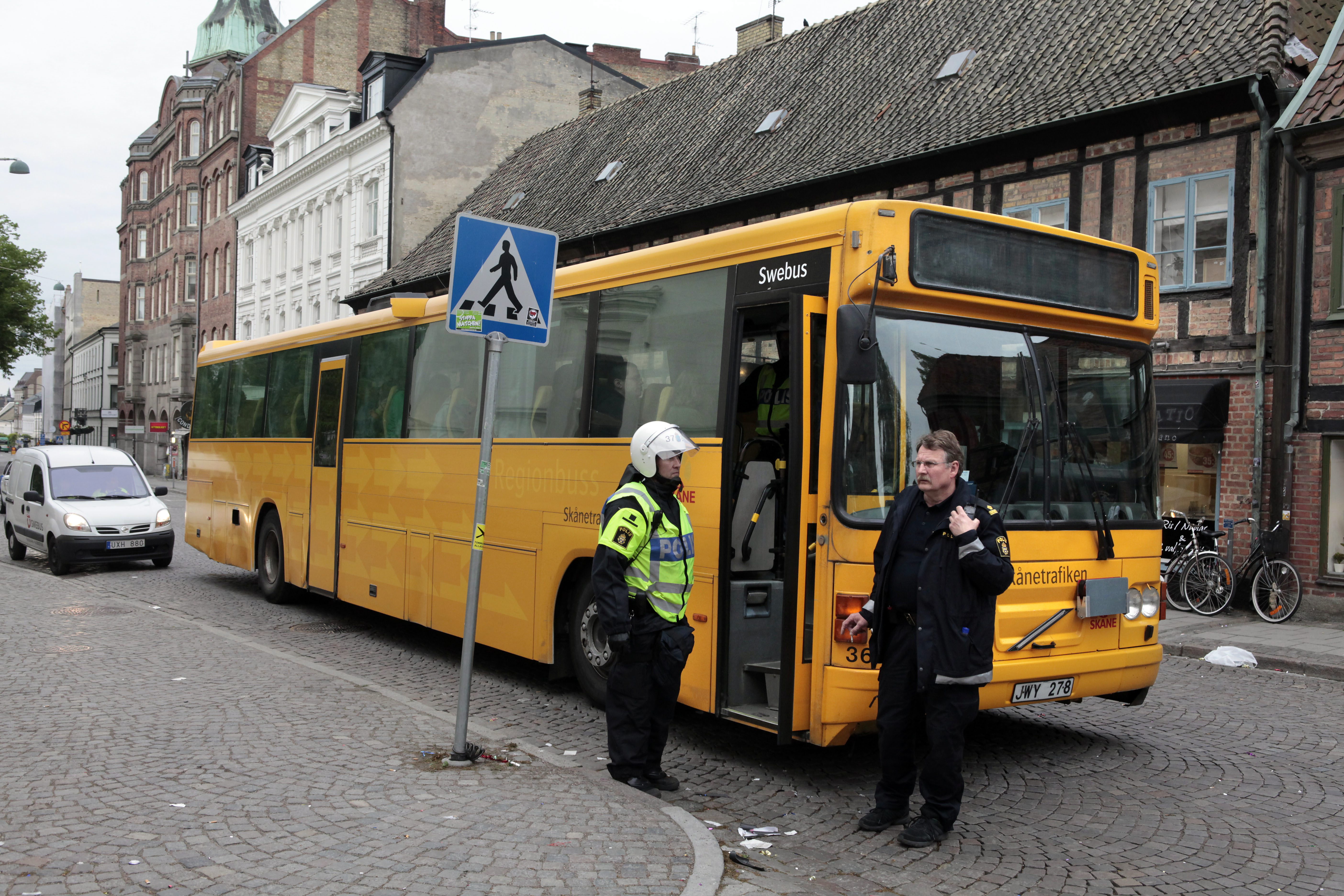 Buss, Skottlossning, Malmö, Polisen, Brott och straff