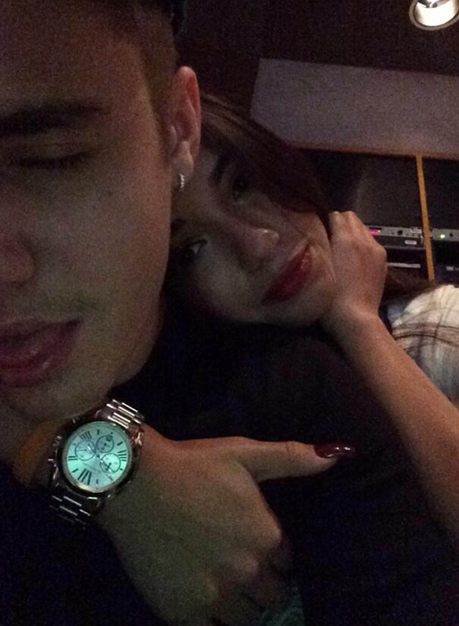 Bieber och Yovanna Ventura myser tillsammans. Bieber och Yovanna Ventura myser tillsammans.