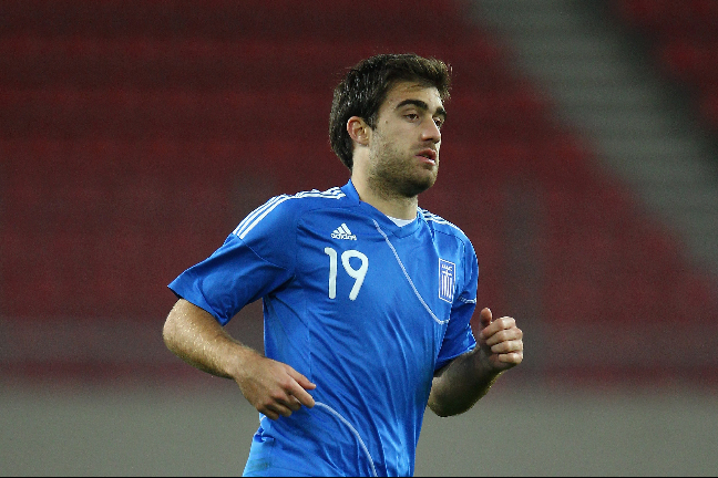 Sokratis Papastathopoulos, Grekland. Har rutin från både Milan och Bundesliga och bildar mittlås met talangen Papadopoulos.