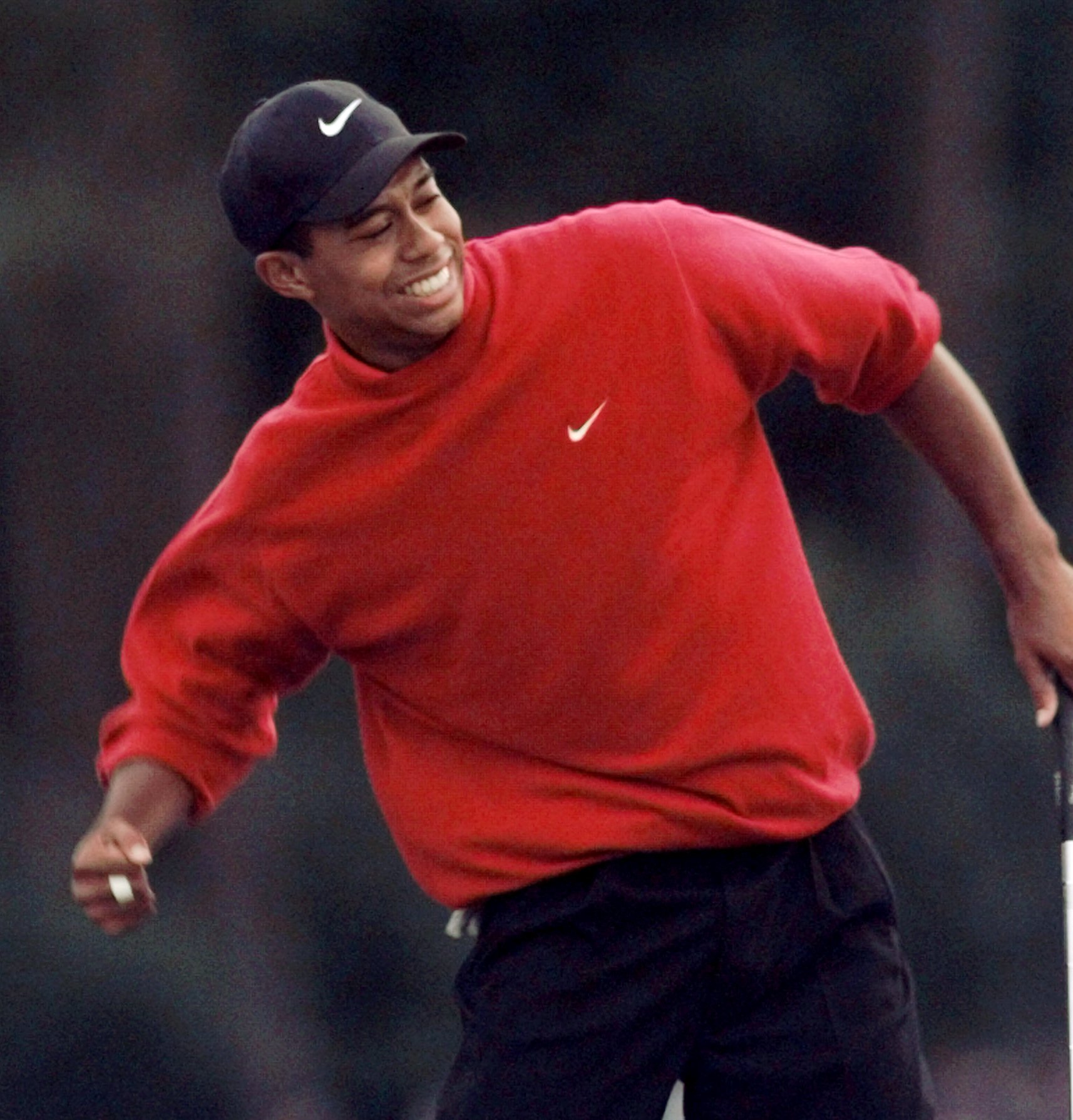 Här blev det klart att Tiger Woods som yngsta spelare någonsin, med störst marginal någonsin, vunnit US Masters. Här blev det klart att Tiger Woods som yngsta spelare någonsin, med störst marginal någonsin, vunnit US Masters.