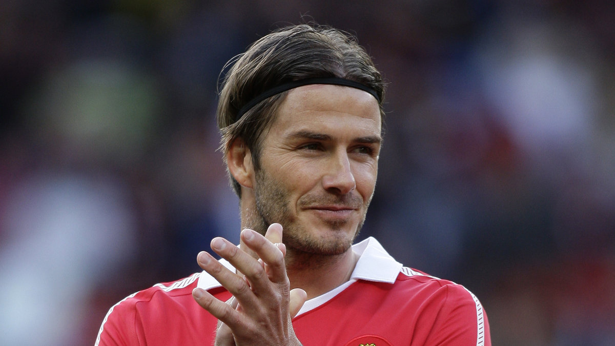 Hans favoritspelare i klubbens historia är David Beckham. 
