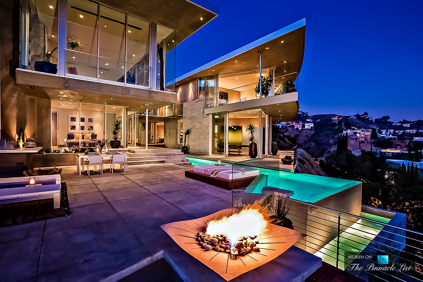 Aviciis hem i Los Angeles. Aviciis hem i Los Angeles.