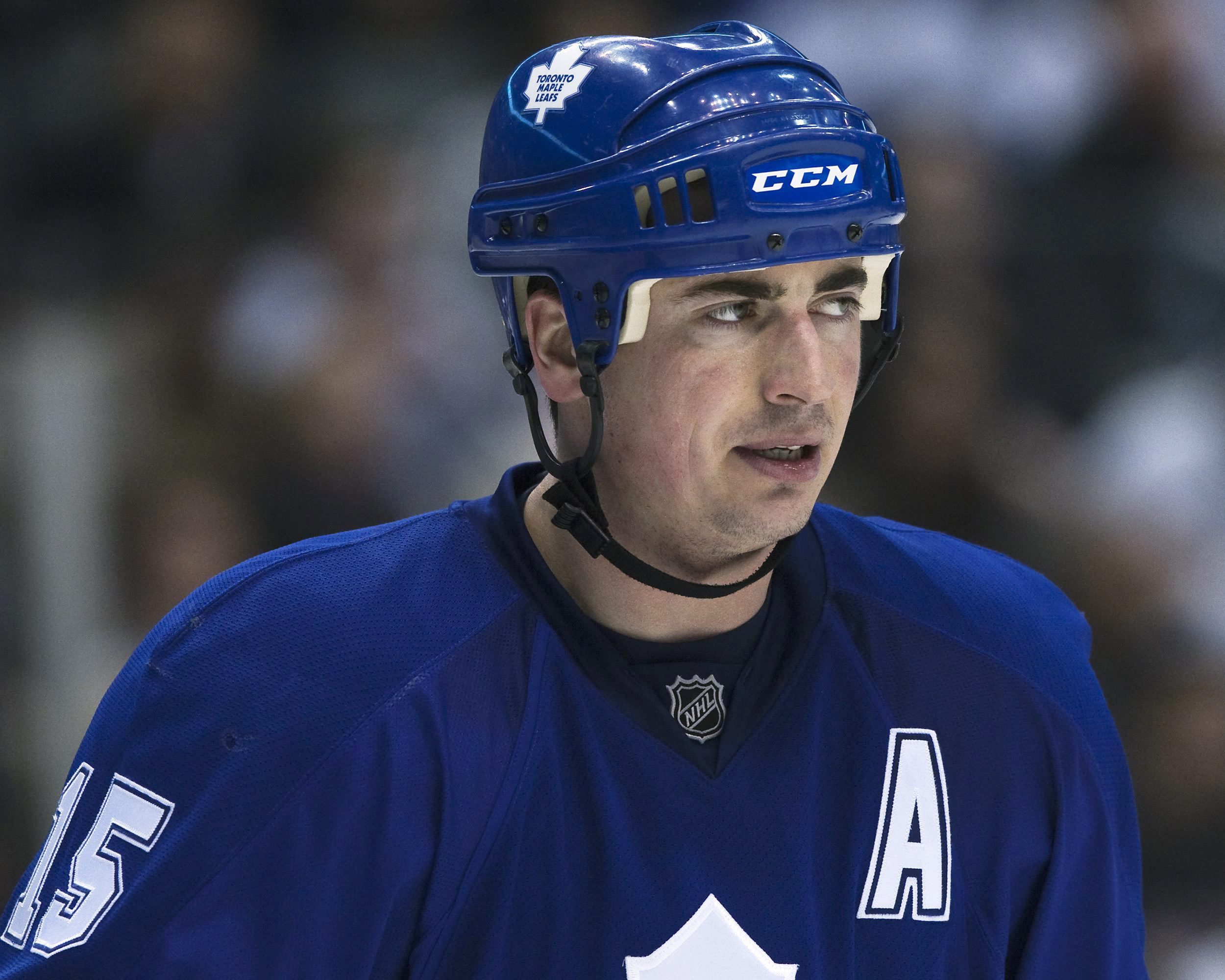 Tomas Kaberle blir kvar i Toronto Maple Leafs.