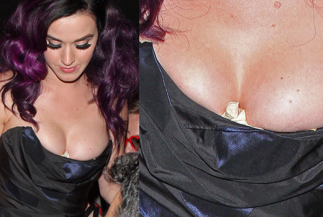 Katy Perry har knölat ner något i sin klänning. Katy Perry har knölat ner något i sin klänning.