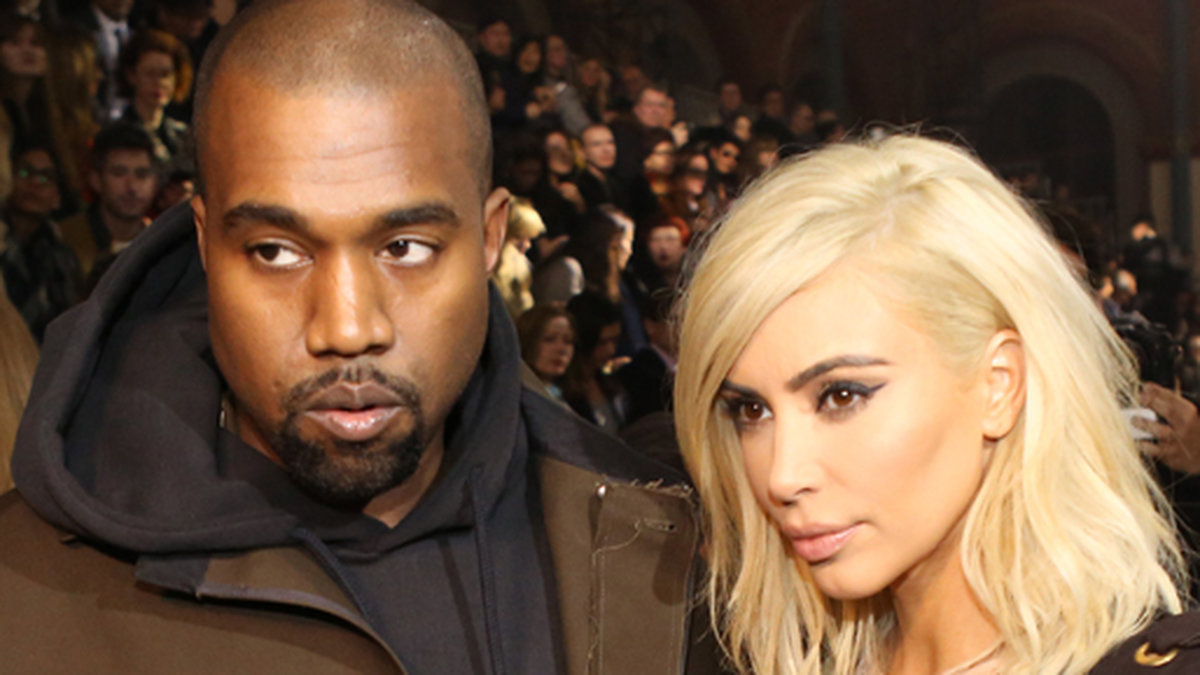Kanye West med sin fru Kim Kardashian. 