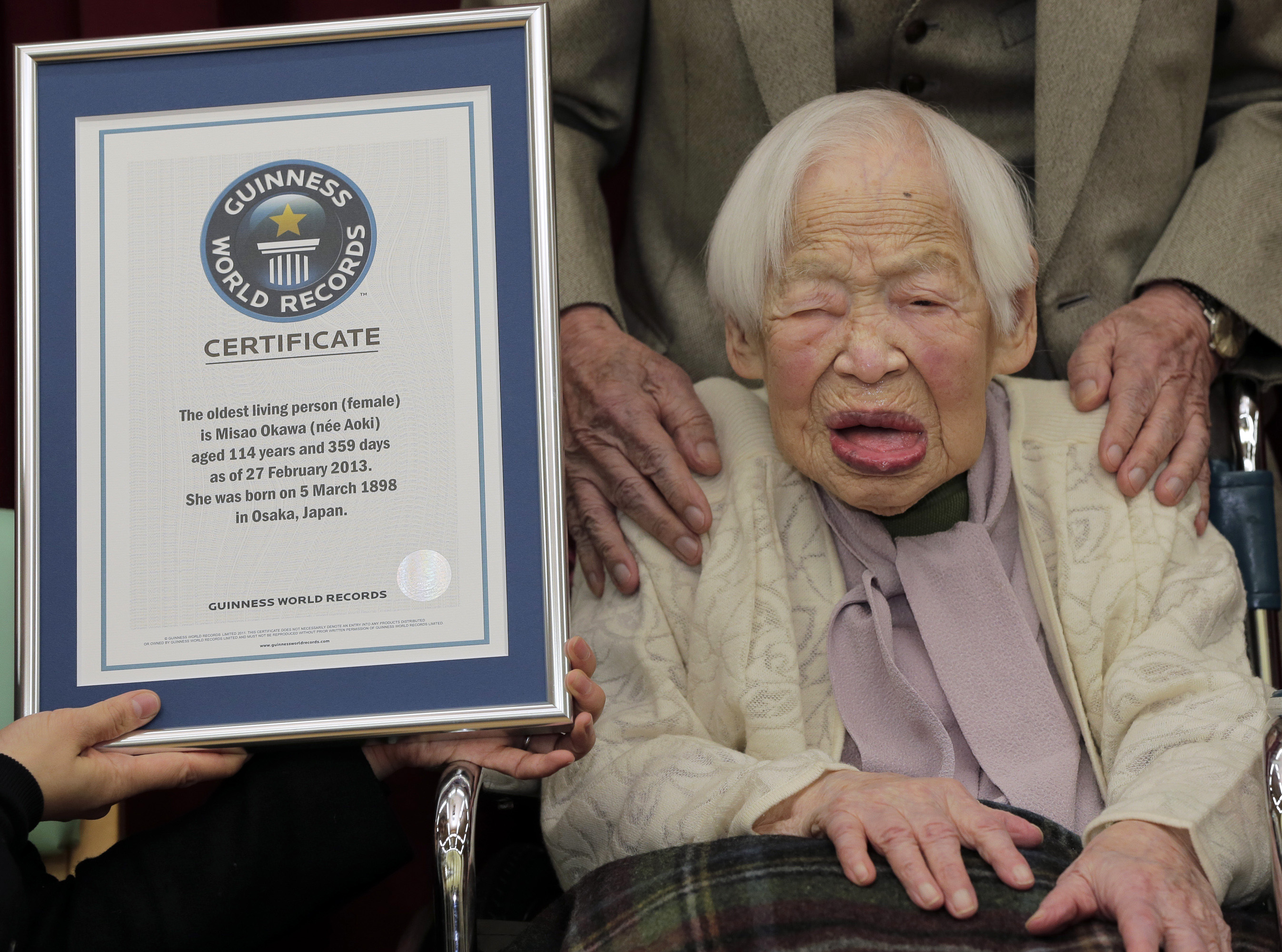 Misao Okawa är 115 år gammal och har rekordet, än så länge i alla fall.