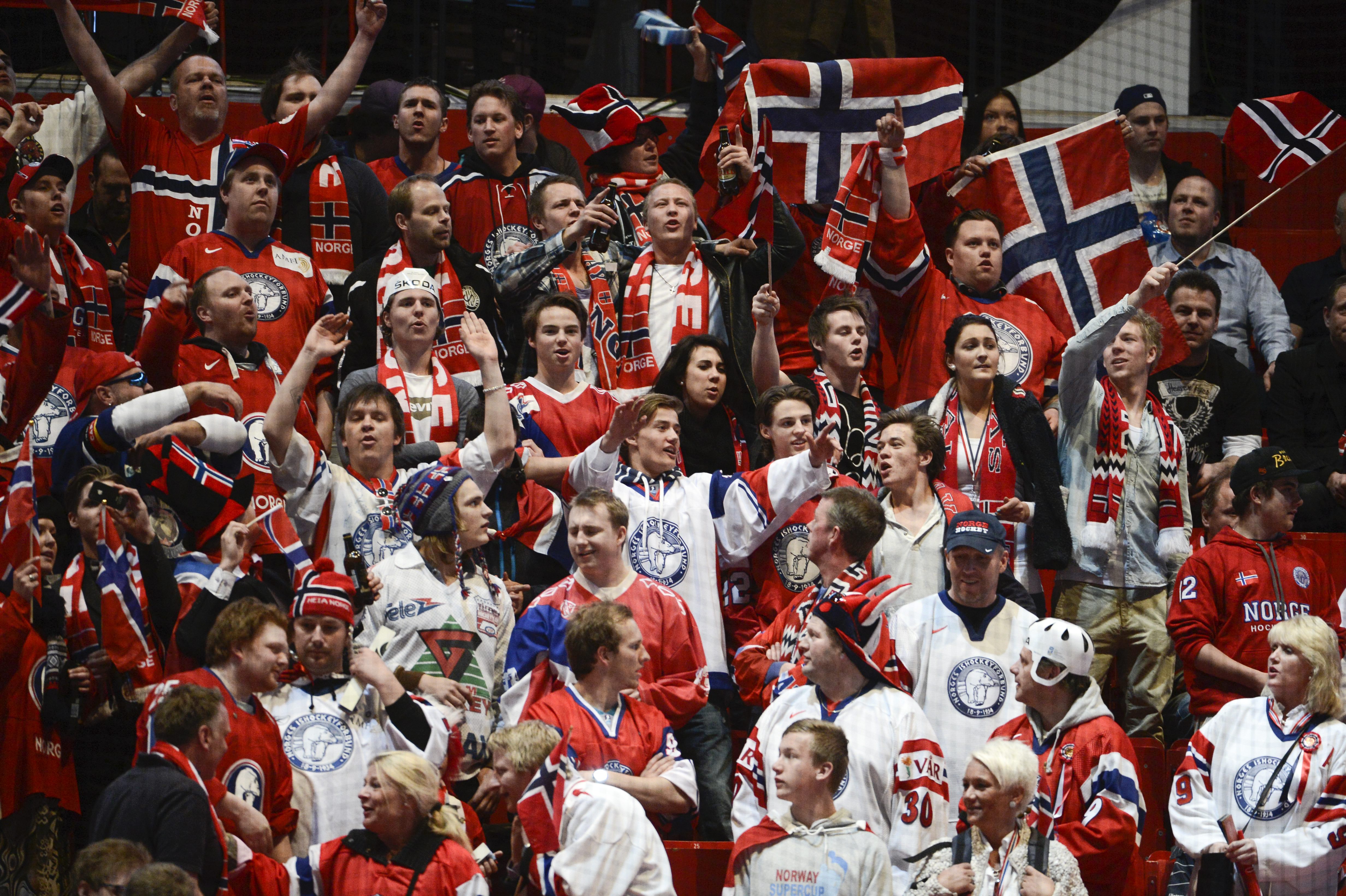 De norska fansen fick inte uppleva någon norsk skräll på sin nationaldag.