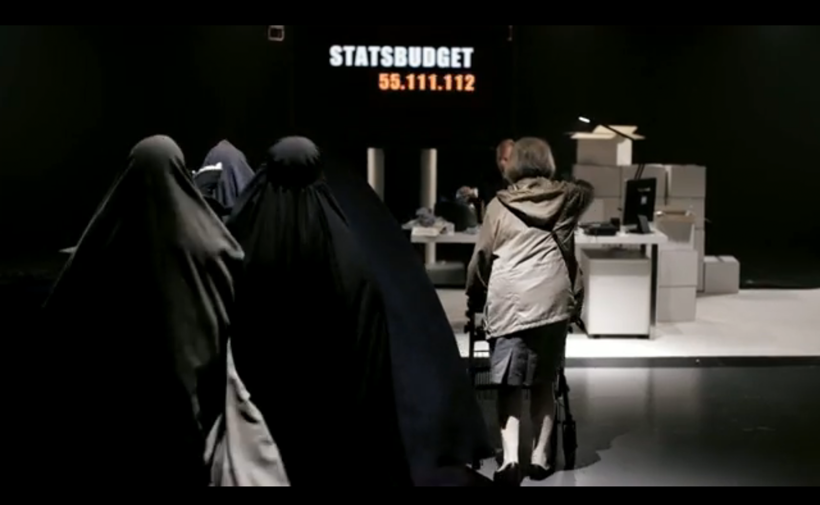 "Välj invandringsbroms före pensionsbroms" säger sd i sin reklamfilm.