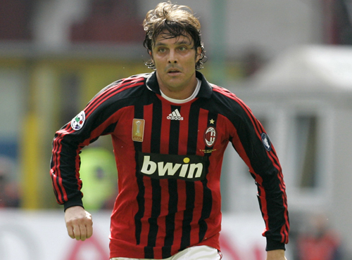 ...Massimo Oddo har förlängt sina kontrakt med Milan.