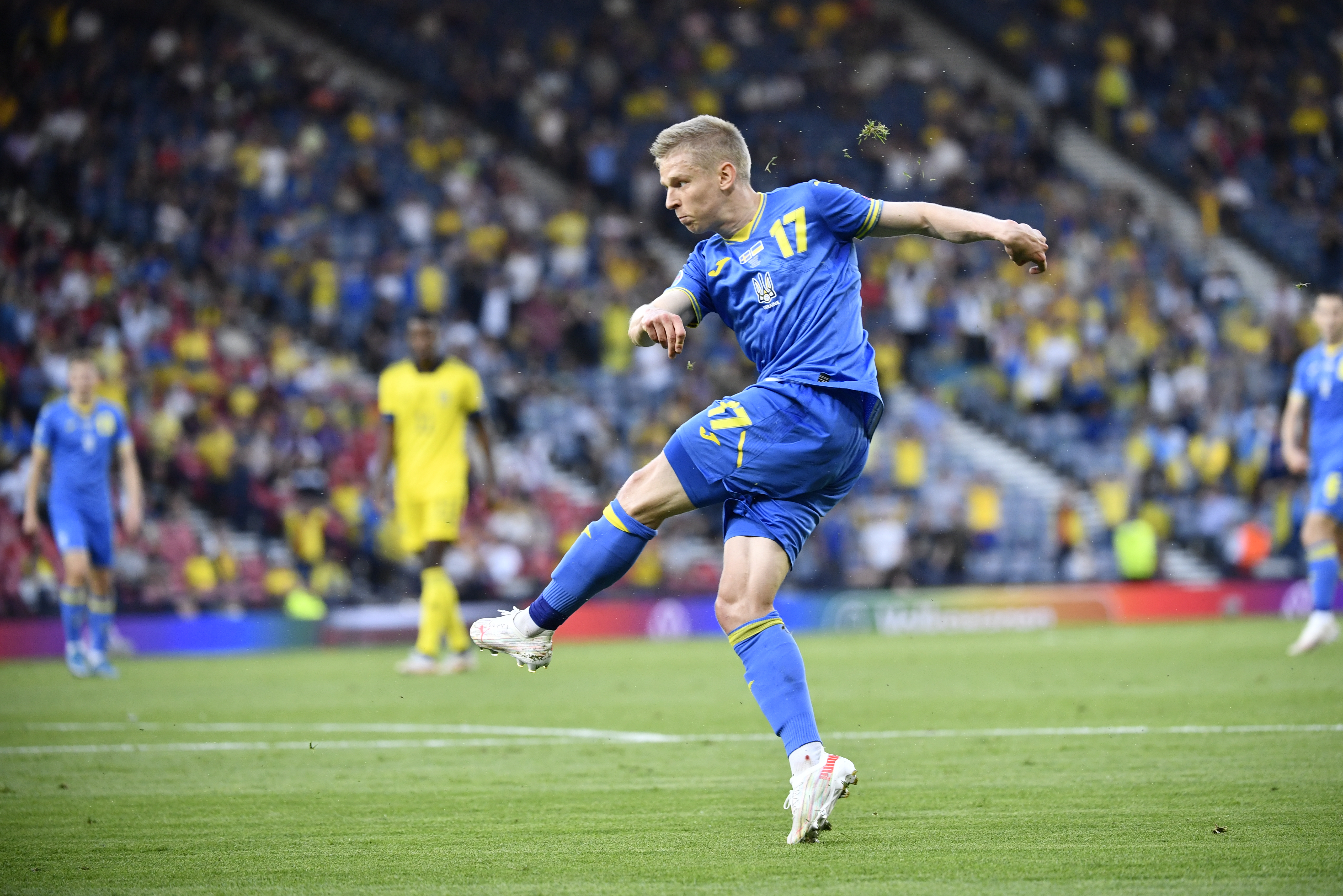 Första halvleken är över: Emil Forsberg sätter 1-1 mot Ukraina