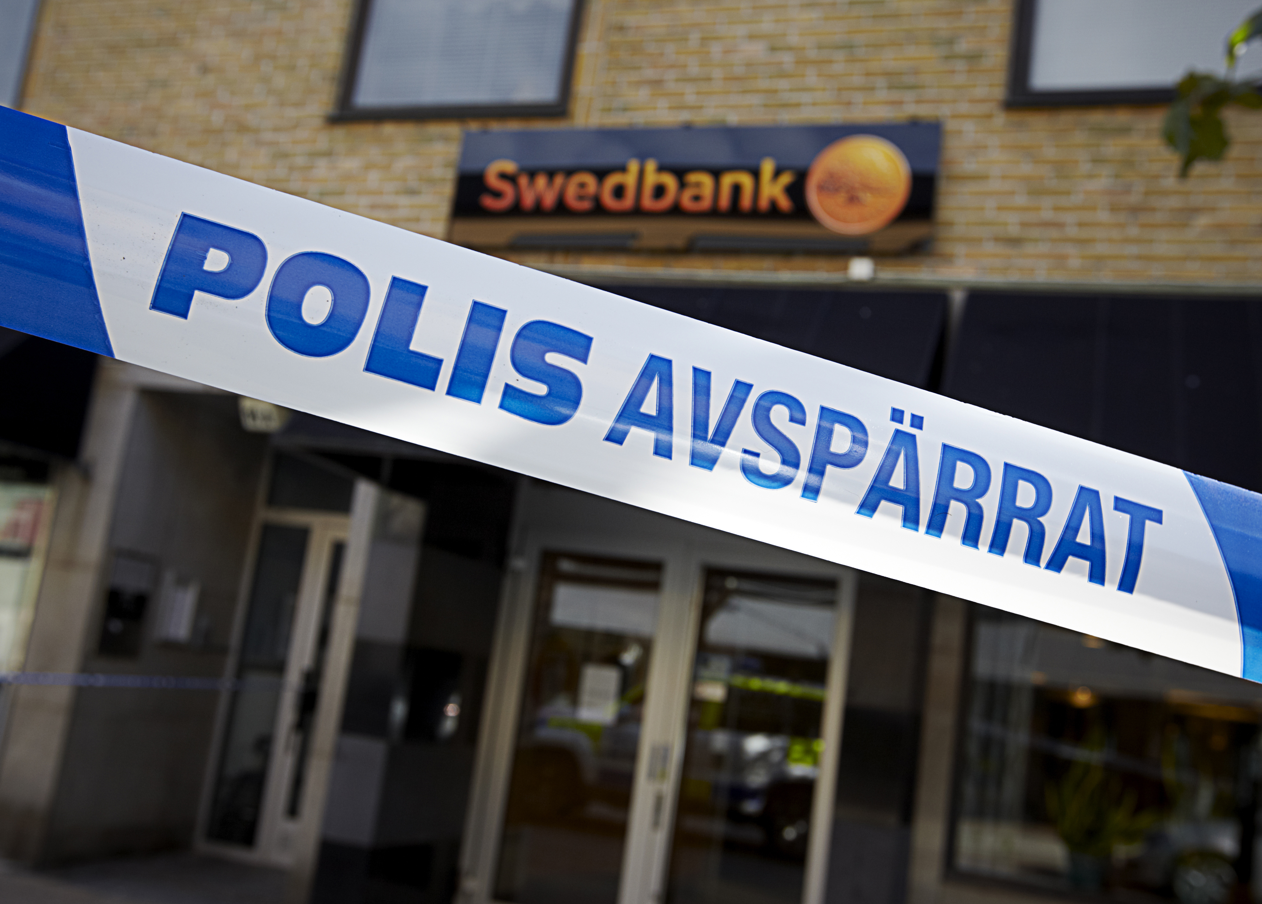 Avspärrning efter bankrån i Alvesta i Kronobergs län. Kommunen kommer dock "bara" trea sett till antal anmälda brott per 100 000 invånare.