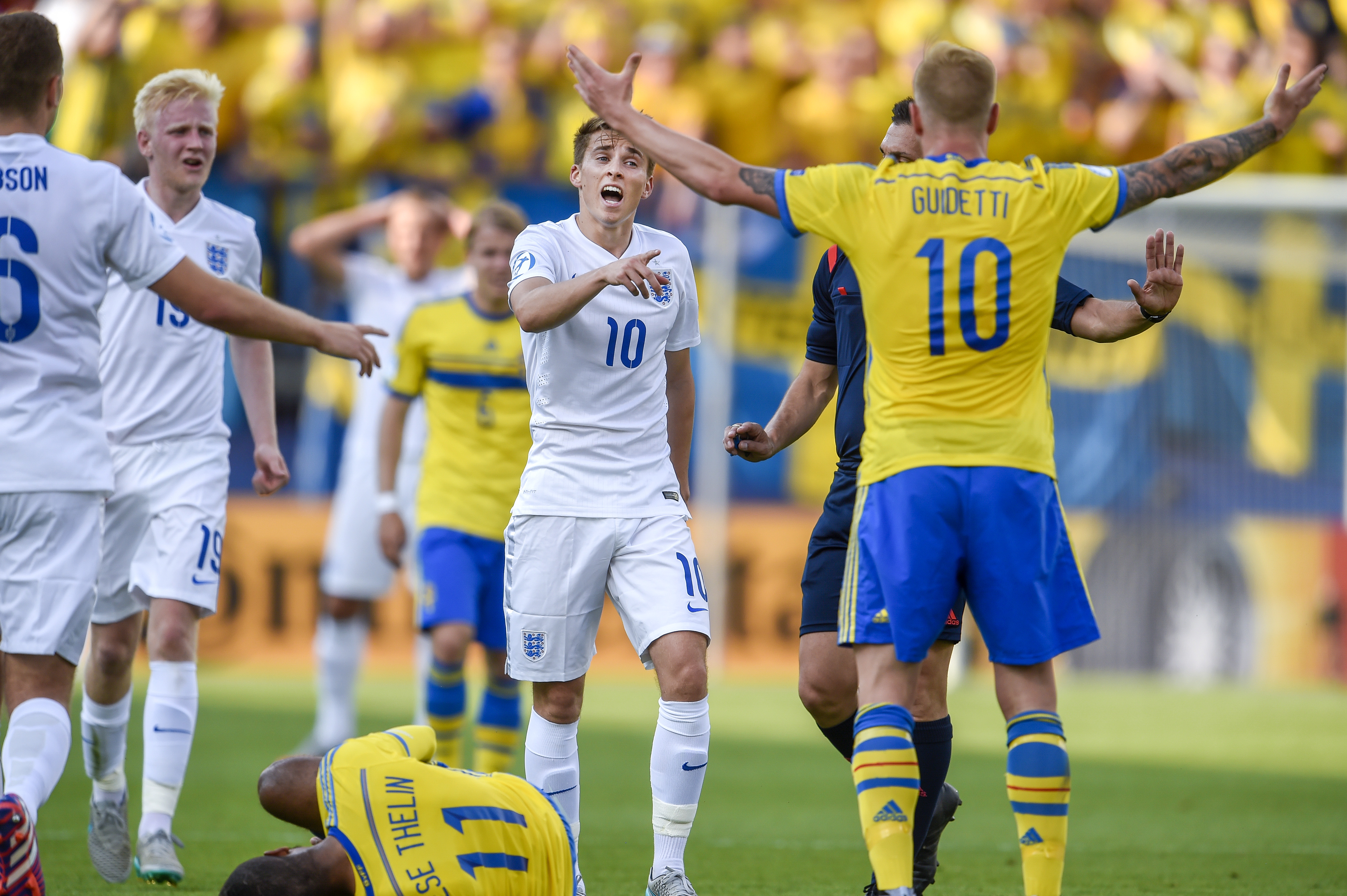 Guidetti stod upp för laget. Guidetti stod upp för laget.