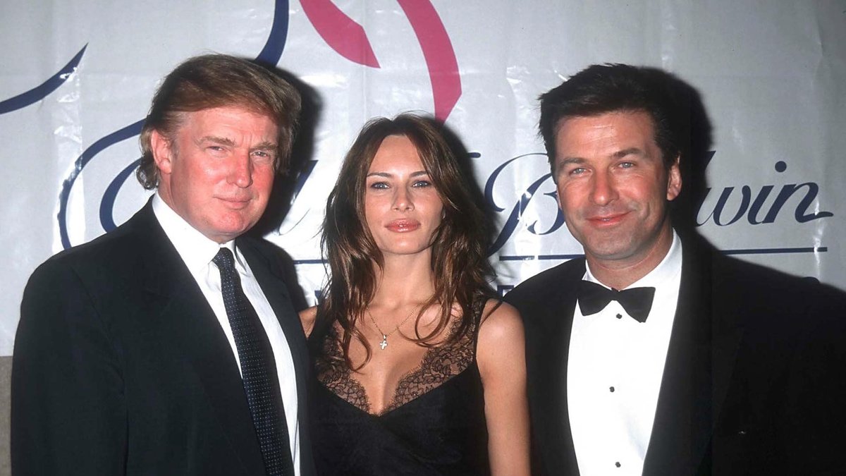 På bilden (1999) hade Trump och Melania börjat dejta – och då fick hon svara på frågor om deras sexliv.