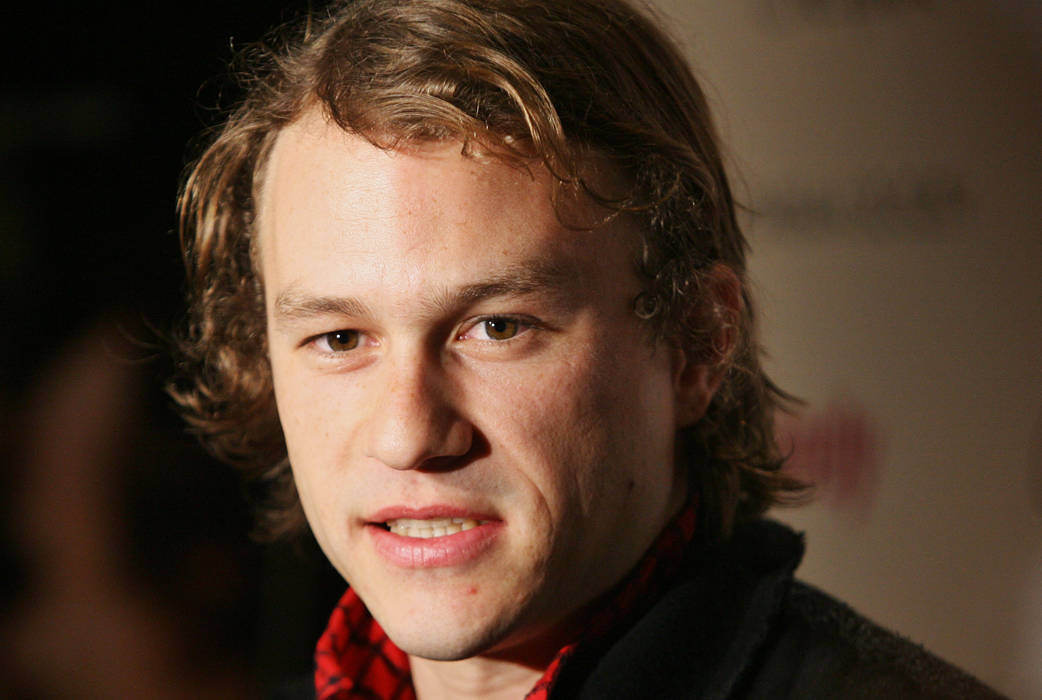 Skådespelaren Heath Ledger dog i en överdos den 22 januari 2008. Ledger hade gjort en livsfarlig drogcocktail bestående av en mix av sömnmedel, ångestdämpande och smärtstillande tabletter. Han blev bara 28 år gammal.
