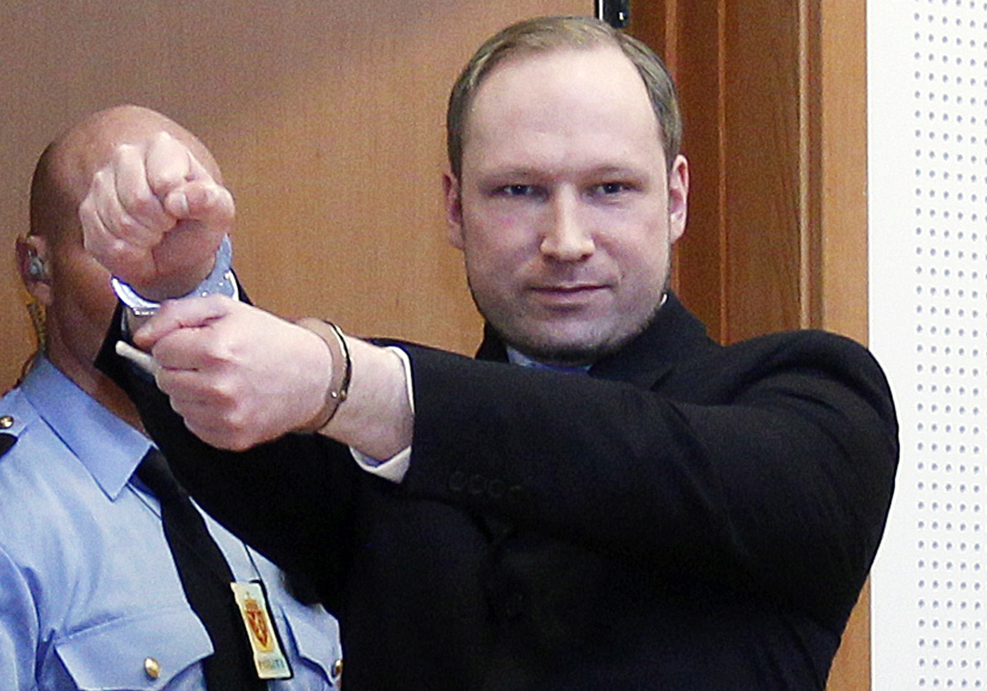 Anders Behring Breivik dödade 77 personer.