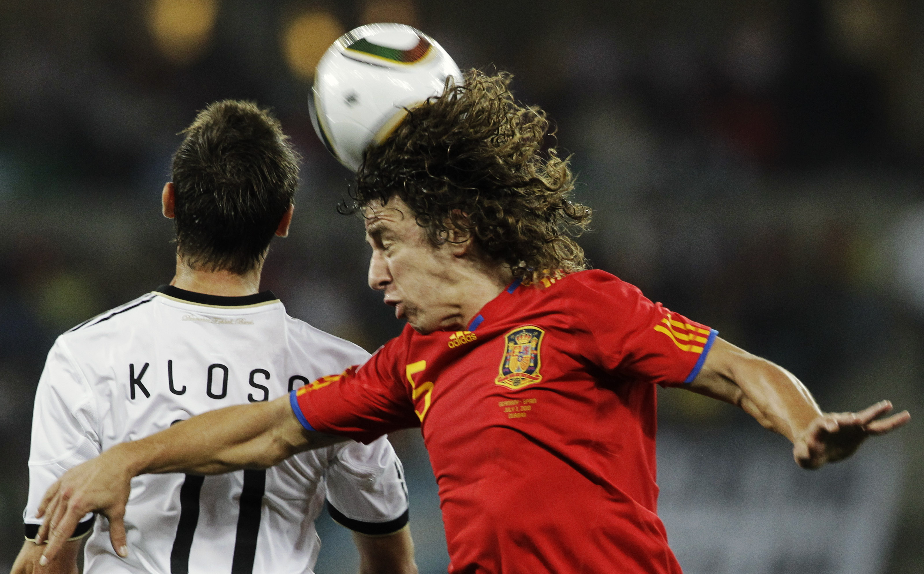 Carles Puyol nickade in matchens enda mål och säkrade alltså Spaniens finalplats.