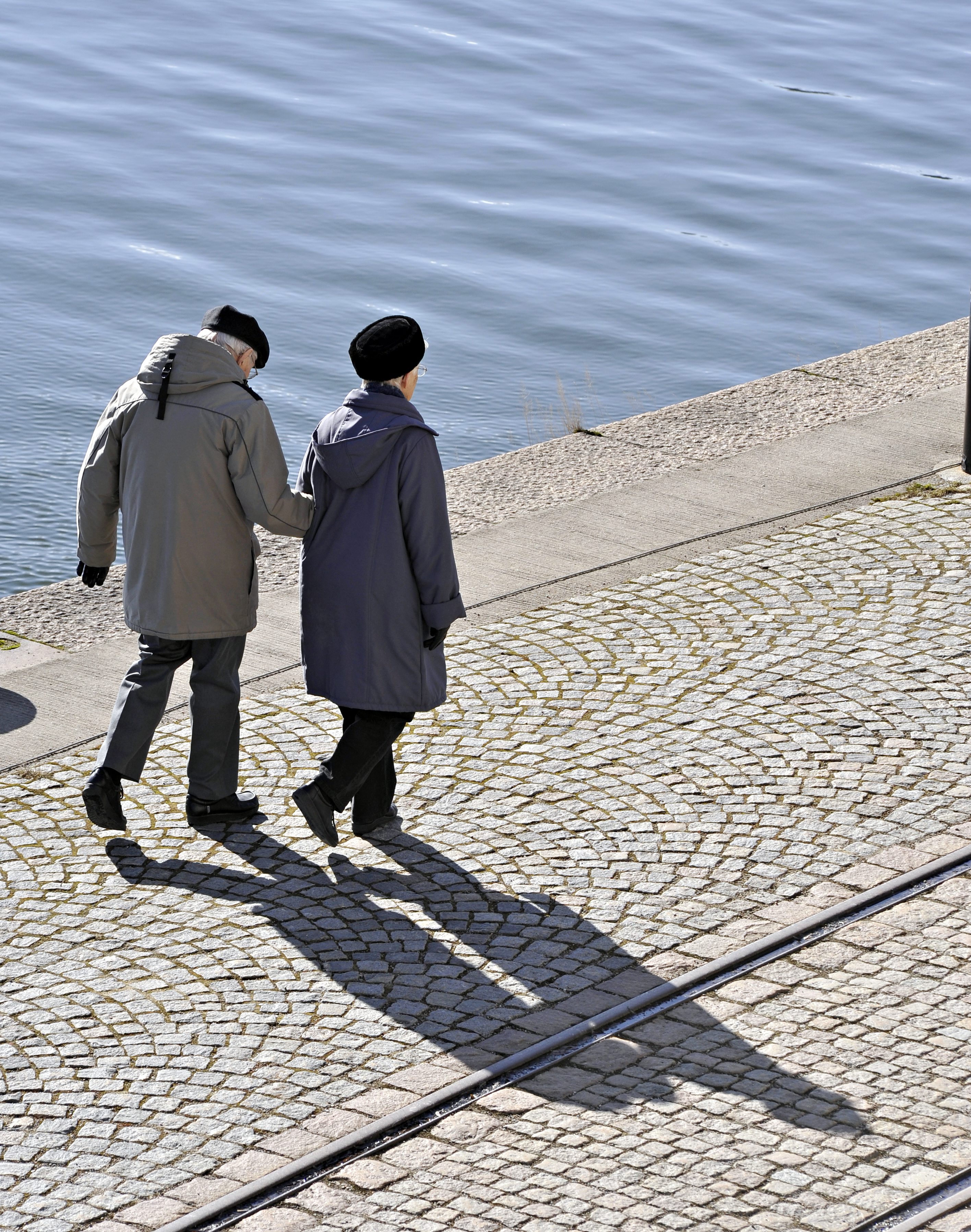 Pensionärer som går snabbt lever längre.
