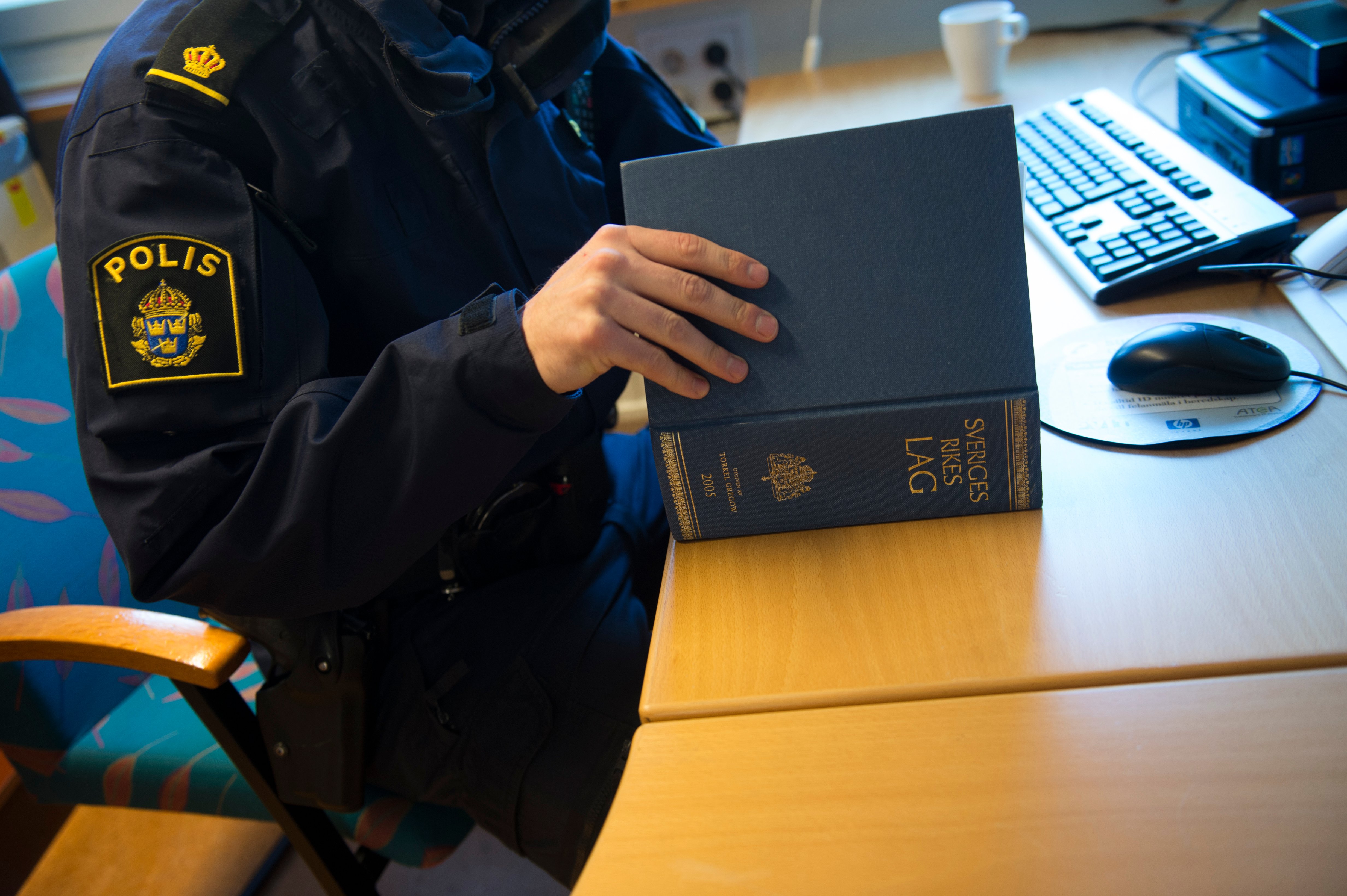 Rikspolisstyrelsens personalansvarsnämnd, Polisen, Polischef, Stold, Örebro